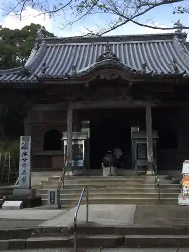 熊谷寺の本殿・本堂