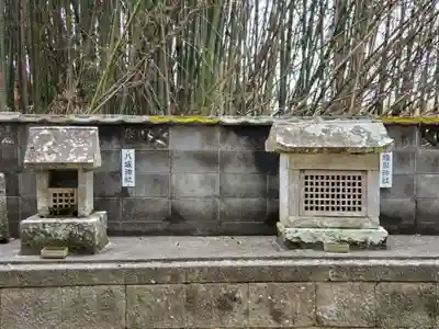 若一神社の末社・摂社