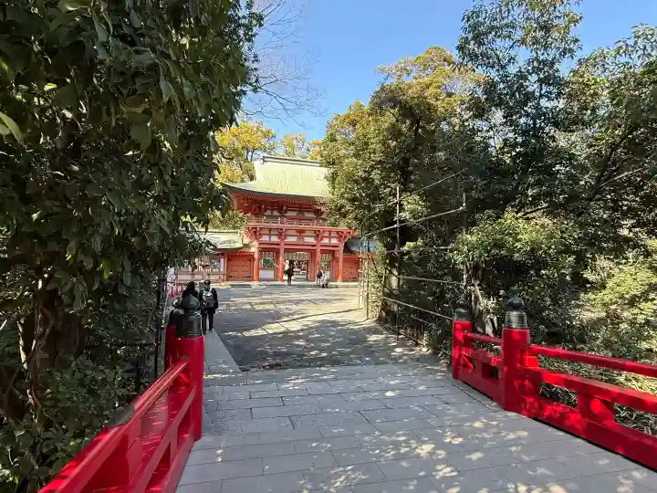 武蔵一宮氷川神社の{uncategorized: "未分類", other: "その他", undefined: "問題あり", building: "その他建物", grave: "お墓", sacred_gate: "鳥居", guardian: "狛犬", statue: "像", buddha: "仏像", history: "歴史", nature: "自然", garden: "庭園", animal: "動物", pagoda: "塔", temizu: "手水舎", mountain_gate: "山門・神門", sanctuary: "本殿・本堂", subordinate: "末社・摂社", art: "芸術", scenery: "景色", jizo: "地蔵", ema: "絵馬", goshuin: "御朱印", omikuji: "おみくじ", items: "授与品その他", amulet: "お守り", goshuincho: "御朱印帳", eats: "食事", festival: "お祭り", votive_dance: "神楽", shichigosan: "七五三参", wedding: "結婚式", experience: "体験その他", initially: "初詣", around: "周辺", anti_infection: "感染症対策"}