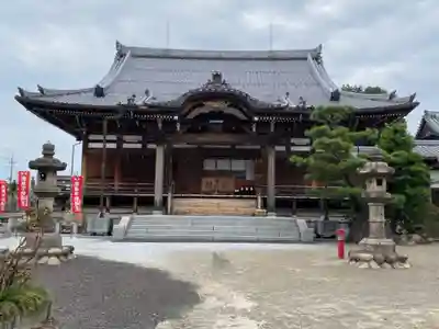 萬徳寺の本殿・本堂