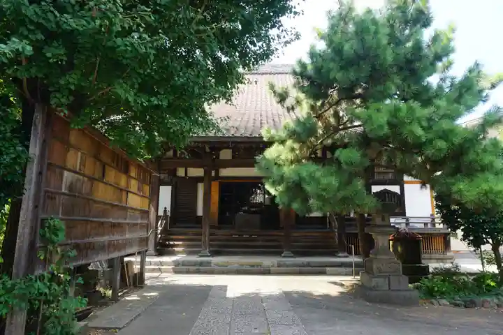 善光寺の本殿・本堂