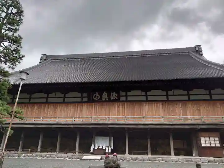 方廣寺の本殿・本堂