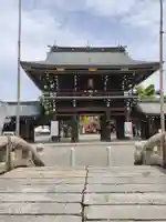 真清田神社の山門・神門