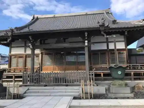 東円寺の本殿・本堂