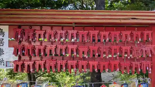 虻田神社の鳥居