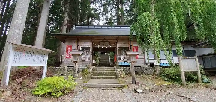 早池峯神社の本殿・本堂