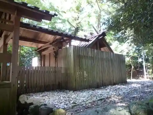 四郷神社の本殿・本堂