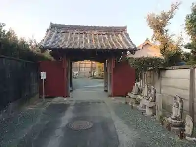 王楽寺の山門