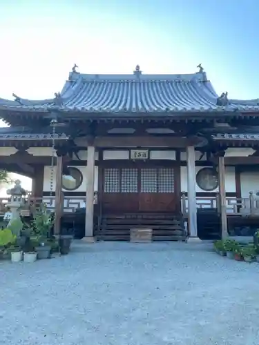 海岸寺の本殿・本堂