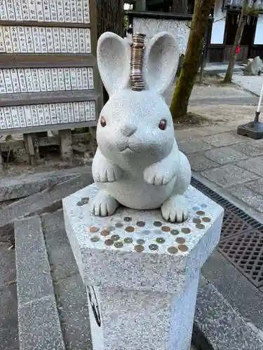 岡崎神社の狛犬