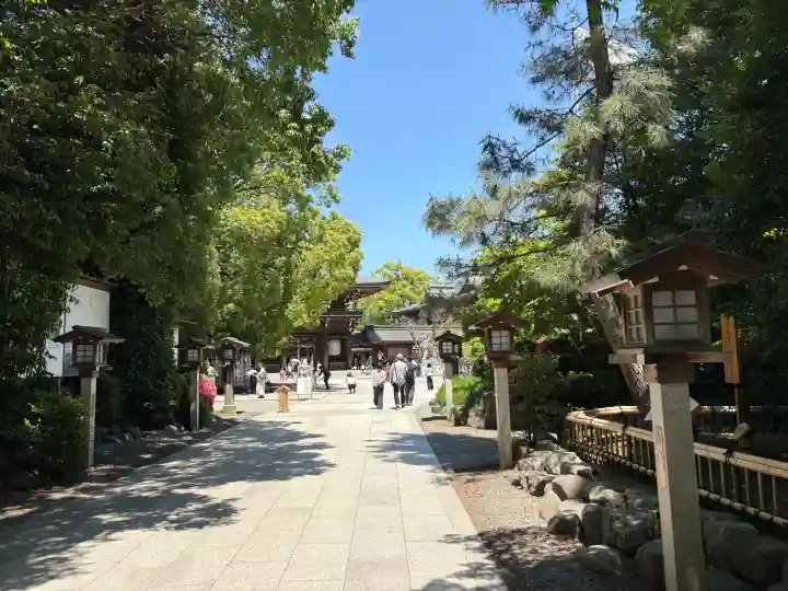 寒川神社の{uncategorized: "未分類", other: "その他", undefined: "問題あり", building: "その他建物", grave: "お墓", sacred_gate: "鳥居", guardian: "狛犬", statue: "像", buddha: "仏像", history: "歴史", nature: "自然", garden: "庭園", animal: "動物", pagoda: "塔", temizu: "手水舎", mountain_gate: "山門・神門", sanctuary: "本殿・本堂", subordinate: "末社・摂社", art: "芸術", scenery: "景色", jizo: "地蔵", ema: "絵馬", goshuin: "御朱印", omikuji: "おみくじ", items: "授与品その他", amulet: "お守り", goshuincho: "御朱印帳", eats: "食事", festival: "お祭り", votive_dance: "神楽", shichigosan: "七五三参", wedding: "結婚式", experience: "体験その他", initially: "初詣", around: "周辺", anti_infection: "感染症対策"}