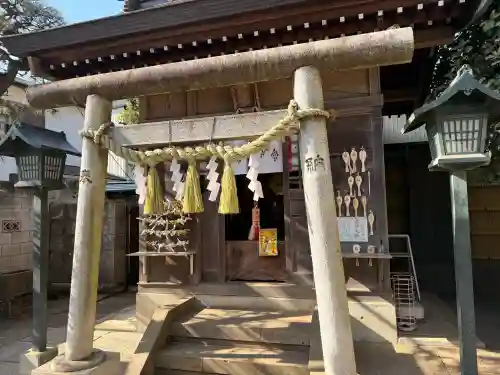 太子堂八幡神社の{uncategorized: "未分類", other: "その他", undefined: "問題あり", building: "その他建物", grave: "お墓", sacred_gate: "鳥居", guardian: "狛犬", statue: "像", buddha: "仏像", history: "歴史", nature: "自然", garden: "庭園", animal: "動物", pagoda: "塔", temizu: "手水舎", mountain_gate: "山門・神門", sanctuary: "本殿・本堂", subordinate: "末社・摂社", art: "芸術", scenery: "景色", jizo: "地蔵", ema: "絵馬", goshuin: "御朱印", omikuji: "おみくじ", items: "授与品その他", amulet: "お守り", goshuincho: "御朱印帳", eats: "食事", festival: "お祭り", votive_dance: "神楽", shichigosan: "七五三参", wedding: "結婚式", experience: "体験その他", initially: "初詣", around: "周辺", anti_infection: "感染症対策"}