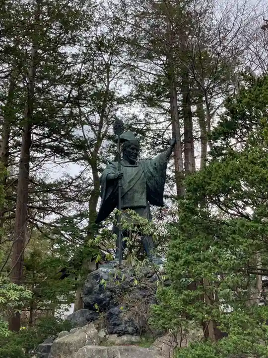 北海道神宮の像