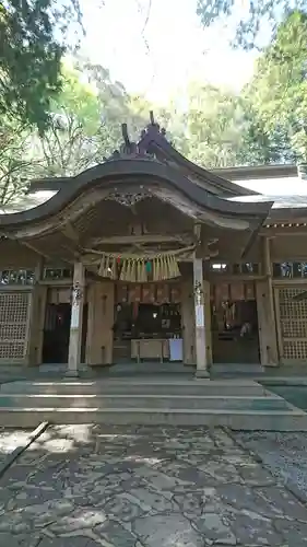 高千穂神社の本殿