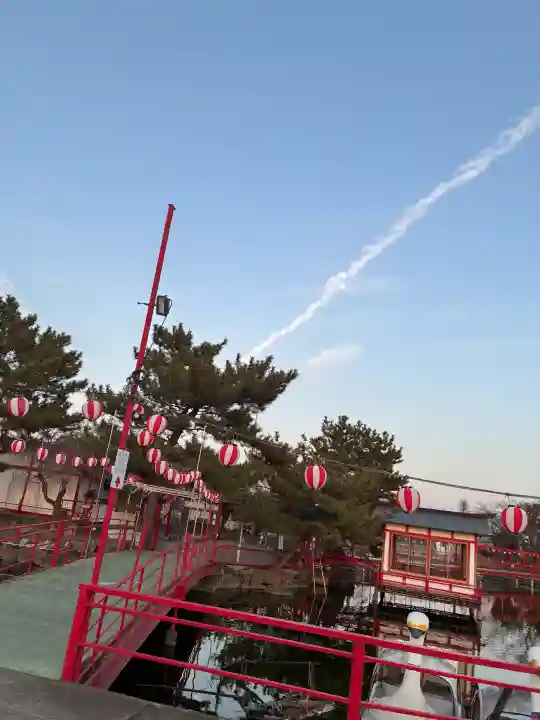 御嶽山 白龍神社の{uncategorized: "未分類", other: "その他", undefined: "問題あり", building: "その他建物", grave: "お墓", sacred_gate: "鳥居", guardian: "狛犬", statue: "像", buddha: "仏像", history: "歴史", nature: "自然", garden: "庭園", animal: "動物", pagoda: "塔", temizu: "手水舎", mountain_gate: "山門・神門", sanctuary: "本殿・本堂", subordinate: "末社・摂社", art: "芸術", scenery: "景色", jizo: "地蔵", ema: "絵馬", goshuin: "御朱印", omikuji: "おみくじ", items: "授与品その他", amulet: "お守り", goshuincho: "御朱印帳", eats: "食事", festival: "お祭り", votive_dance: "神楽", shichigosan: "七五三参", wedding: "結婚式", experience: "体験その他", initially: "初詣", around: "周辺", anti_infection: "感染症対策"}