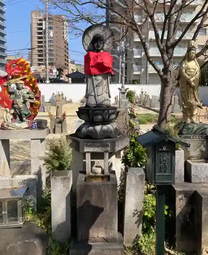 愛染堂勝鬘院の地蔵