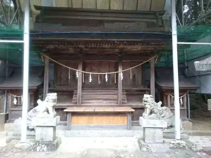村積神社の本殿・本堂