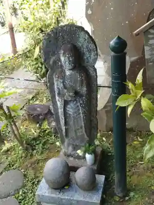 成就院の地蔵