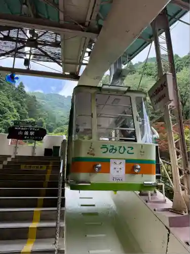 彌彦神社奥宮（御神廟）(新潟県)