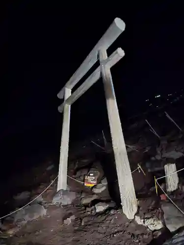 富士山頂上浅間大社奥宮(静岡県)