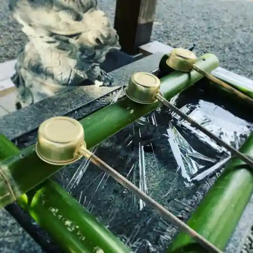 滑川神社 - 仕事と子どもの守り神の手水舎