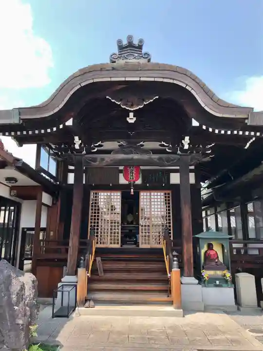 長圓寺の本殿・本堂