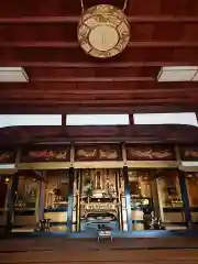 西照寺の本殿