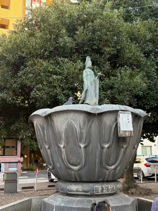 大須観音 (北野山真福寺宝生院)の{uncategorized: "未分類", other: "その他", undefined: "問題あり", building: "その他建物", grave: "お墓", sacred_gate: "鳥居", guardian: "狛犬", statue: "像", buddha: "仏像", history: "歴史", nature: "自然", garden: "庭園", animal: "動物", pagoda: "塔", temizu: "手水舎", mountain_gate: "山門・神門", sanctuary: "本殿・本堂", subordinate: "末社・摂社", art: "芸術", scenery: "景色", jizo: "地蔵", ema: "絵馬", goshuin: "御朱印", omikuji: "おみくじ", items: "授与品その他", amulet: "お守り", goshuincho: "御朱印帳", eats: "食事", festival: "お祭り", votive_dance: "神楽", shichigosan: "七五三参", wedding: "結婚式", experience: "体験その他", initially: "初詣", around: "周辺", anti_infection: "感染症対策"}