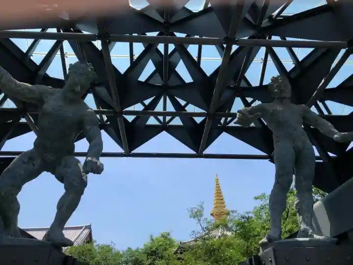 一心寺の山門・神門