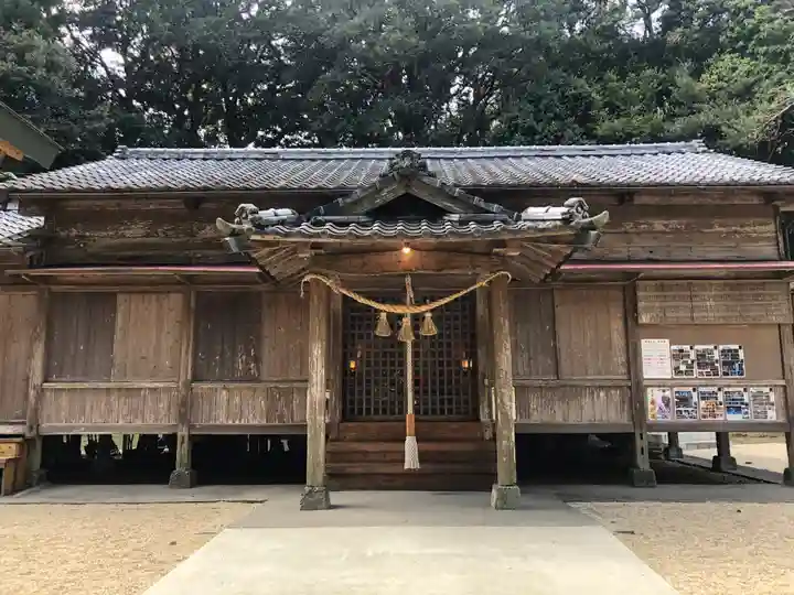 奈古神社の本殿・本堂