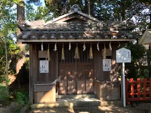 荒井神社の末社