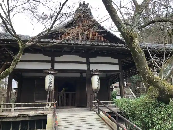 石山寺の{uncategorized: "未分類", other: "その他", undefined: "問題あり", building: "その他建物", grave: "お墓", sacred_gate: "鳥居", guardian: "狛犬", statue: "像", buddha: "仏像", history: "歴史", nature: "自然", garden: "庭園", animal: "動物", pagoda: "塔", temizu: "手水舎", mountain_gate: "山門・神門", sanctuary: "本殿・本堂", subordinate: "末社・摂社", art: "芸術", scenery: "景色", jizo: "地蔵", ema: "絵馬", goshuin: "御朱印", omikuji: "おみくじ", items: "授与品その他", amulet: "お守り", goshuincho: "御朱印帳", eats: "食事", festival: "お祭り", votive_dance: "神楽", shichigosan: "七五三参", wedding: "結婚式", experience: "体験その他", initially: "初詣", around: "周辺", anti_infection: "感染症対策"}