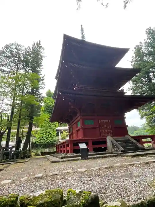 本宮神社(日光二荒山神社別宮)の{uncategorized: "未分類", other: "その他", undefined: "問題あり", building: "その他建物", grave: "お墓", sacred_gate: "鳥居", guardian: "狛犬", statue: "像", buddha: "仏像", history: "歴史", nature: "自然", garden: "庭園", animal: "動物", pagoda: "塔", temizu: "手水舎", mountain_gate: "山門・神門", sanctuary: "本殿・本堂", subordinate: "末社・摂社", art: "芸術", scenery: "景色", jizo: "地蔵", ema: "絵馬", goshuin: "御朱印", omikuji: "おみくじ", items: "授与品その他", amulet: "お守り", goshuincho: "御朱印帳", eats: "食事", festival: "お祭り", votive_dance: "神楽", shichigosan: "七五三参", wedding: "結婚式", experience: "体験その他", initially: "初詣", around: "周辺", anti_infection: "感染症対策"}