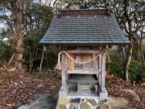 名石金毘羅神社の本殿