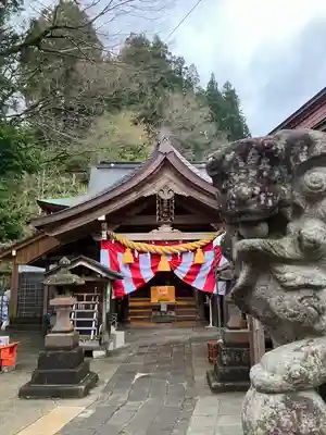 高龍神社の本殿・本堂