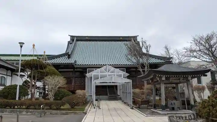 定光寺の本殿・本堂