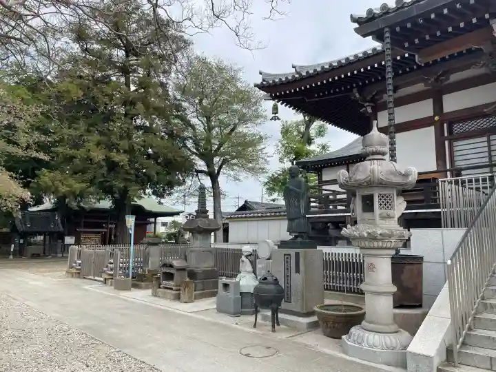 多聞寺の{uncategorized: "未分類", other: "その他", undefined: "問題あり", building: "その他建物", grave: "お墓", sacred_gate: "鳥居", guardian: "狛犬", statue: "像", buddha: "仏像", history: "歴史", nature: "自然", garden: "庭園", animal: "動物", pagoda: "塔", temizu: "手水舎", mountain_gate: "山門・神門", sanctuary: "本殿・本堂", subordinate: "末社・摂社", art: "芸術", scenery: "景色", jizo: "地蔵", ema: "絵馬", goshuin: "御朱印", omikuji: "おみくじ", items: "授与品その他", amulet: "お守り", goshuincho: "御朱印帳", eats: "食事", festival: "お祭り", votive_dance: "神楽", shichigosan: "七五三参", wedding: "結婚式", experience: "体験その他", initially: "初詣", around: "周辺", anti_infection: "感染症対策"}