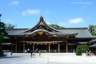 寒川神社の本殿・本堂