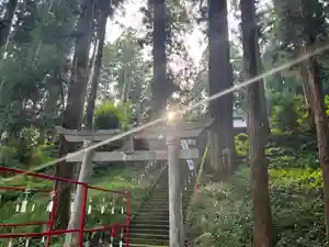 大宮温泉神社の鳥居(2022年08月23日(火) 08時10分30秒投稿)