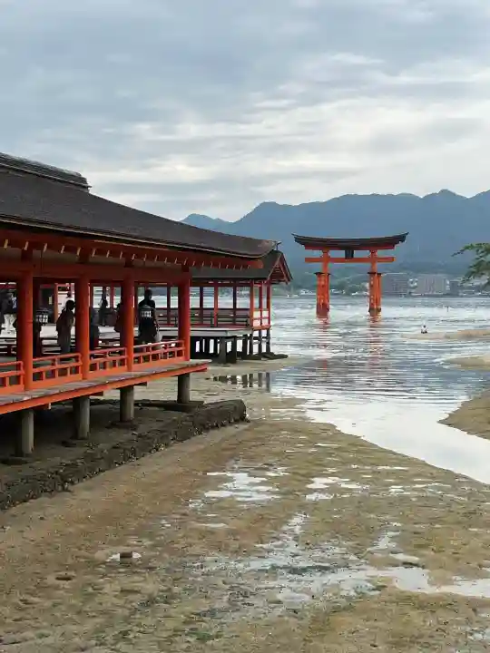 厳島神社(広島県)