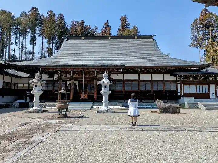 明音寺の本殿・本堂