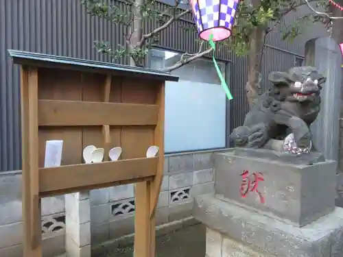 石井神社の狛犬