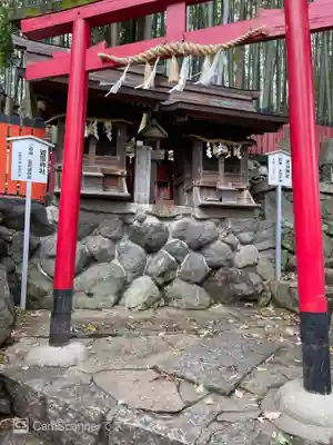 瓢箪山稲荷神社の末社・摂社