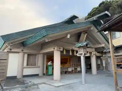 二見興玉神社の{uncategorized: "未分類", other: "その他", undefined: "問題あり", building: "その他建物", grave: "お墓", sacred_gate: "鳥居", guardian: "狛犬", statue: "像", buddha: "仏像", history: "歴史", nature: "自然", garden: "庭園", animal: "動物", pagoda: "塔", temizu: "手水舎", mountain_gate: "山門・神門", sanctuary: "本殿・本堂", subordinate: "末社・摂社", art: "芸術", scenery: "景色", jizo: "地蔵", ema: "絵馬", goshuin: "御朱印", omikuji: "おみくじ", items: "授与品その他", amulet: "お守り", goshuincho: "御朱印帳", eats: "食事", festival: "お祭り", votive_dance: "神楽", shichigosan: "七五三参", wedding: "結婚式", experience: "体験その他", initially: "初詣", around: "周辺", anti_infection: "感染症対策"}