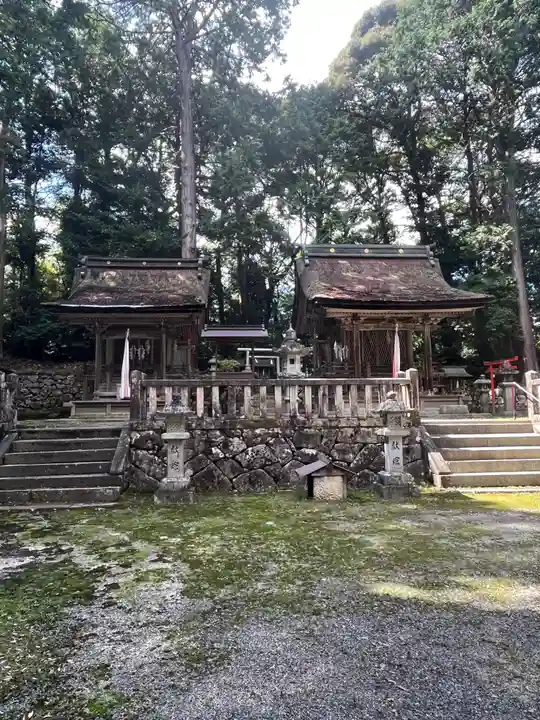 融神社の本殿・本堂
