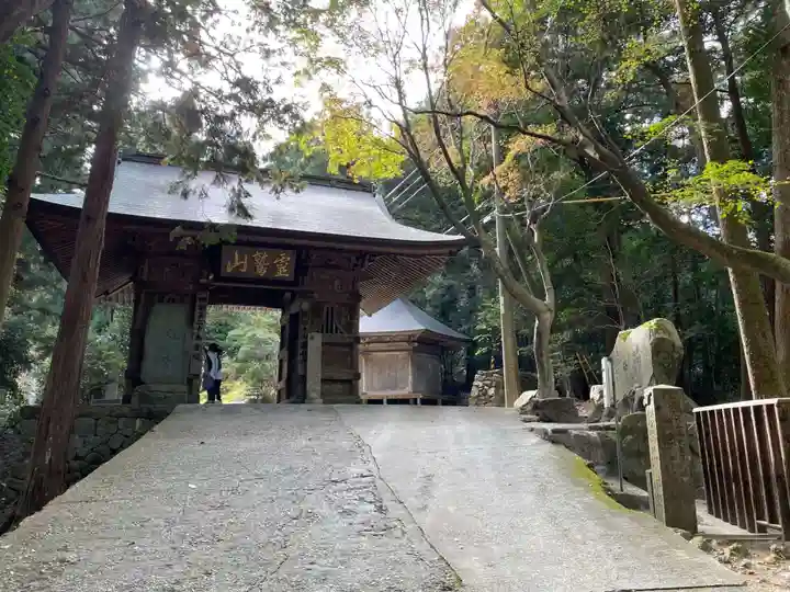 鶴林寺の山門・神門