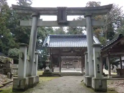 國庁裏神社の鳥居