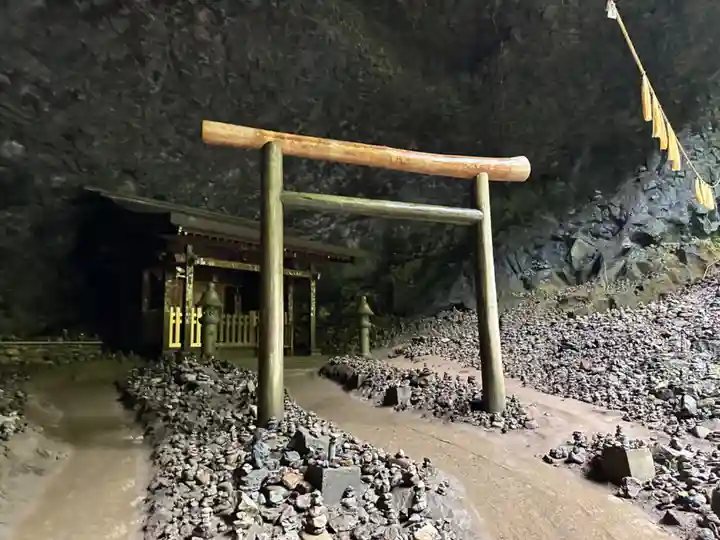 天安河原宮(宮崎県)