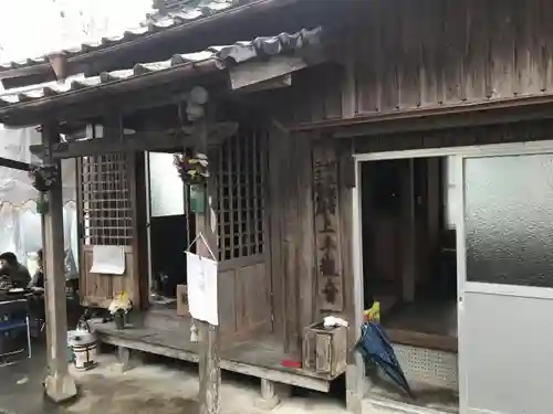 上手観音堂の建物その他