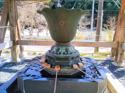 尾張高野山宗 総本山 岩屋寺の手水舎